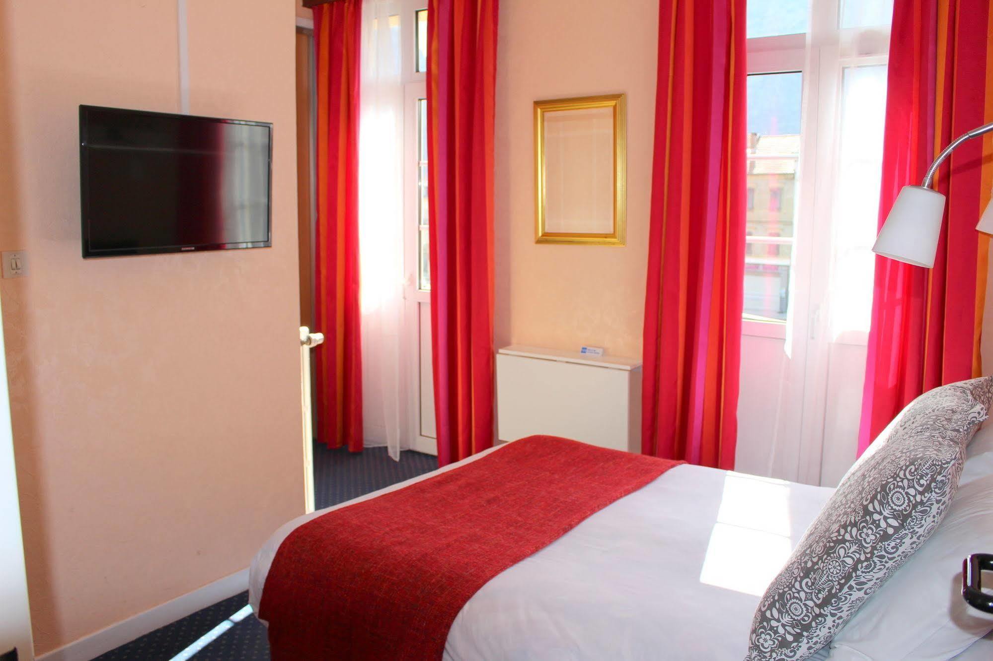 Hotel Confort 09 Ou Hc-09 Tarascon-sur-Ariège Exteriér fotografie