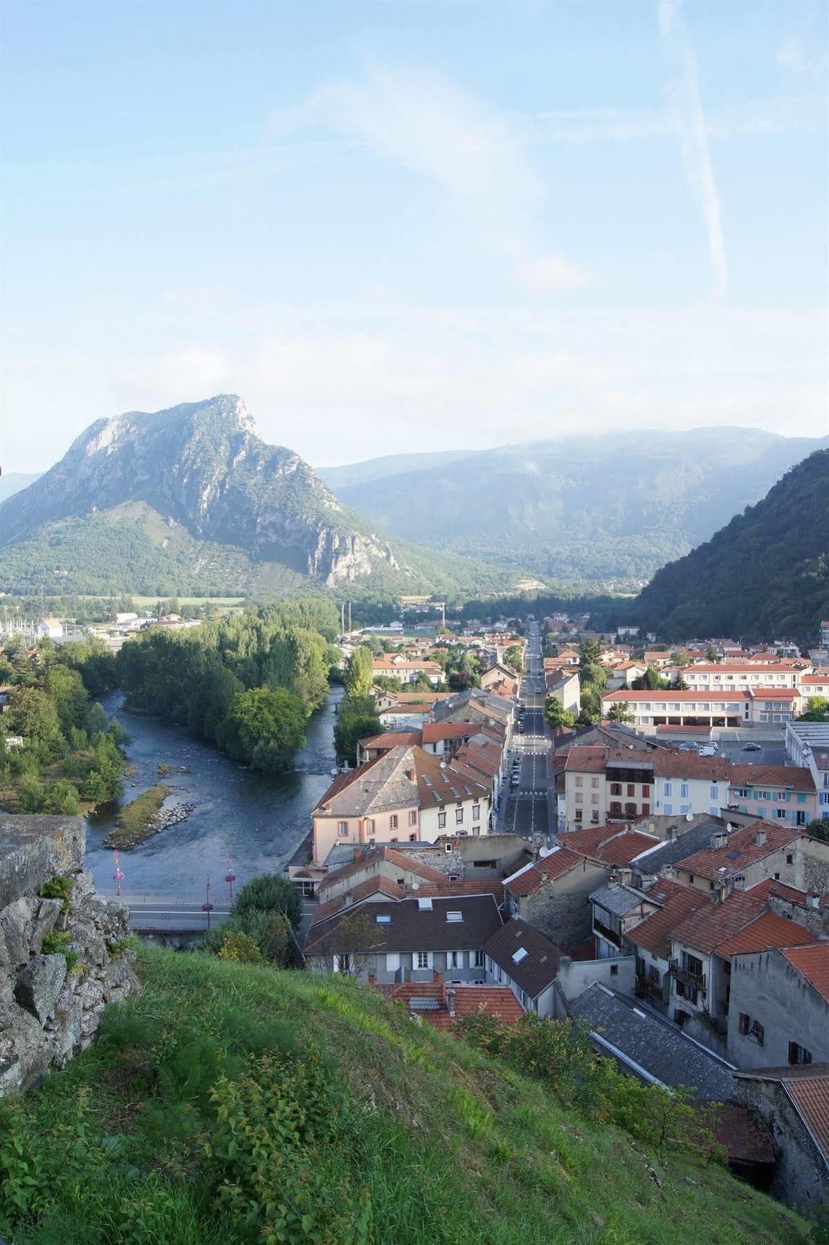 Hotel Confort 09 Ou Hc-09 Tarascon-sur-Ariège Exteriér fotografie